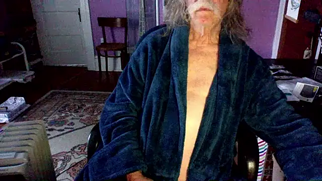 Snapshot of LickYourYoni chatting on 04.06.26 LickYourYoni online show from 04.06.26