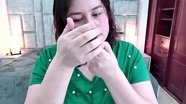 azul veraa online show from 04.02.26