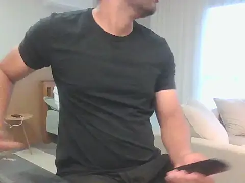 Snapshot of ishowumybest chatting on 01.10.26 ishowumybest online show from 01.10.26