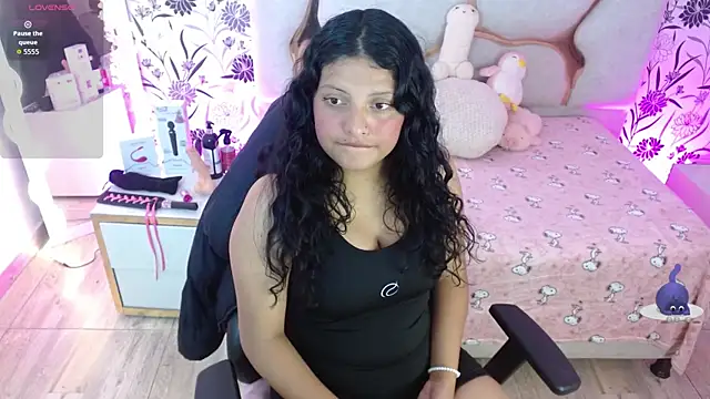 Snapshot of TATTI_TAY chatting on 02.20.26 TATTI TAY online show from 02.20.26