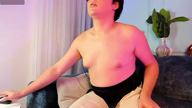 Nicki Ripperton online show from 01.08.26