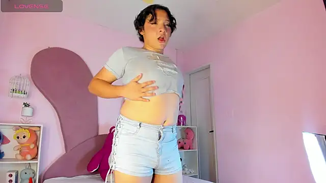 Snapshot of Nicki_Ripperton chatting on 02.24.26 Nicki Ripperton online show from 02.24.26