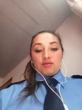 Snapshot of Alejandra_N chatting on 02.20.26 Alejandra N online show from 02.20.26