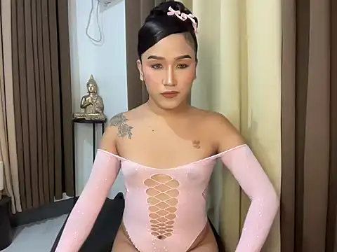 savanna pleasure online show from 03.13.26