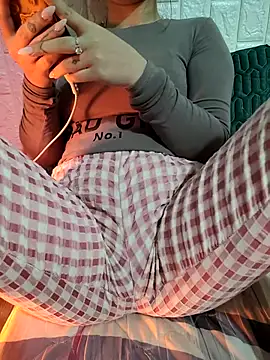 -LunaLust online show from 01.08.26