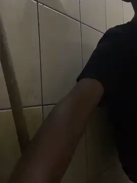 Snapshot of BigAndBeaut chatting on 02.11.26 BigAndBeaut online show from 02.11.26