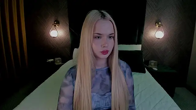 NicoletaCooper online show from 02.02.26