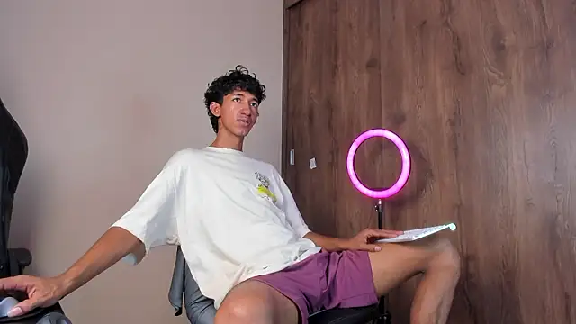 neitan miller  online show from 02.12.26