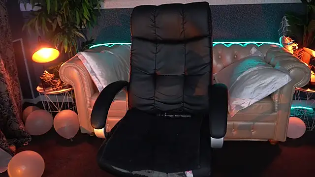 Snapshot of Dafni_Monn chatting on 03.16.26 Dafni Monn online show from 03.16.26