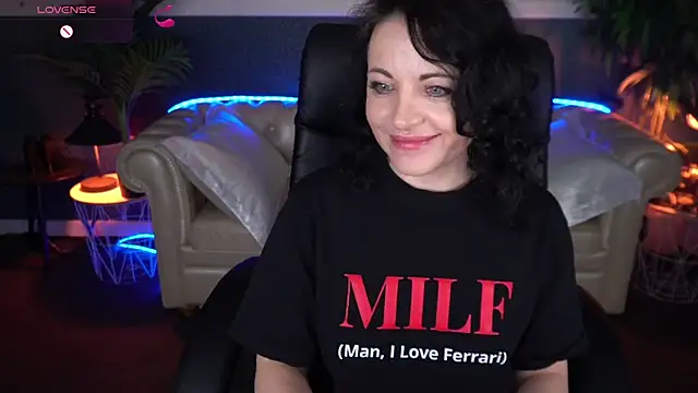 Snapshot of Dafni_Monn chatting on 03.31.26 Dafni Monn online show from 03.31.26