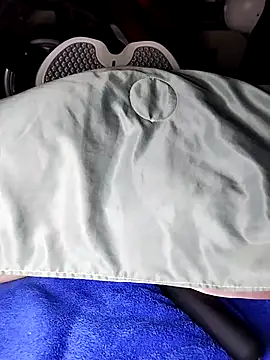 Snapshot of Zu_naa chatting on 02.13.26 Zu naa online show from 02.13.26