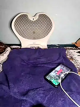 Snapshot of Zu_naa chatting on 03.20.26 Zu naa online show from 03.20.26