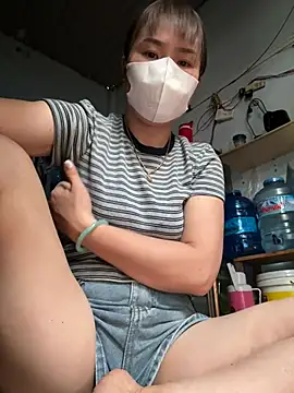 Snapshot of July-love chatting on 02.27.26 July-love online show from 02.27.26