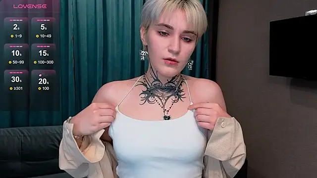 Snapshot of Martha_Anderson chatting on 01.10.26 Martha Anderson online show from 01.10.26