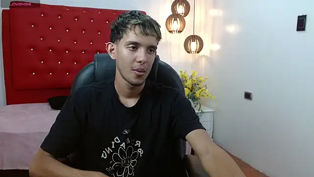 Snapshot of eric_oslo chatting on 01.13.26 eric oslo online show from 01.13.26