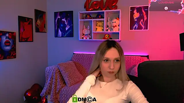 monica xcx online show from 03.20.26