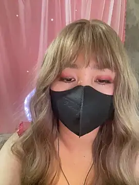 Snapshot of -Violet-t chatting on 02.11.26 -Violet-t online show from 02.11.26