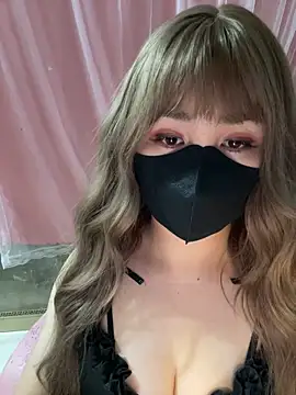 Snapshot of -Violet-t chatting on 02.12.26 -Violet-t online show from 02.12.26