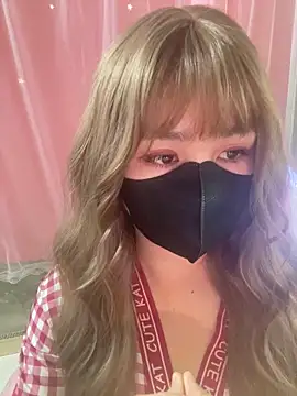 Snapshot of -Violet-t chatting on 02.27.26 -Violet-t online show from 02.27.26