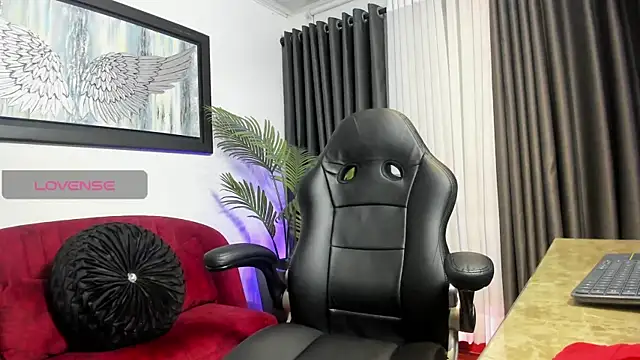 VictoriaPaker online show from 03.16.26