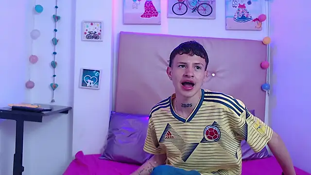 iam  lukas   online show from 01.14.26