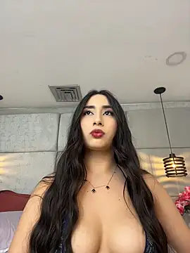 IvonneOwen online show from 05.18.26