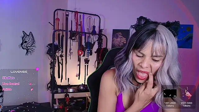 ariannaconnor  online show from 04.16.26