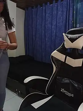  Queen love2 online show from 01.18.26