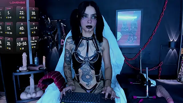 Snapshot of Electra_Darkk chatting on 05.19.26 Electra Darkk online show from 05.19.26