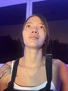 Snapshot of EmmaJhoons chatting on 02.01.26 EmmaJhoons online show from 02.01.26