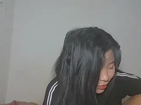 Zyeiii online show from 05.23.26