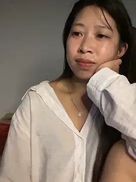 Snapshot of Mayly_lucky2 chatting on 06.19.26 Mayly lucky2 online show from 06.19.26