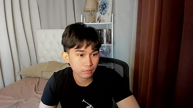 davincihugecock online show from 02.24.26