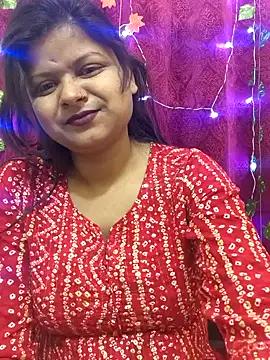 Attractive Queen  online show from 02.28.26