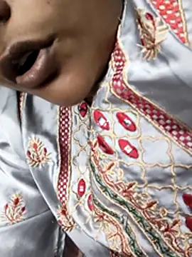 Desi Nil pori online show from 04.05.26