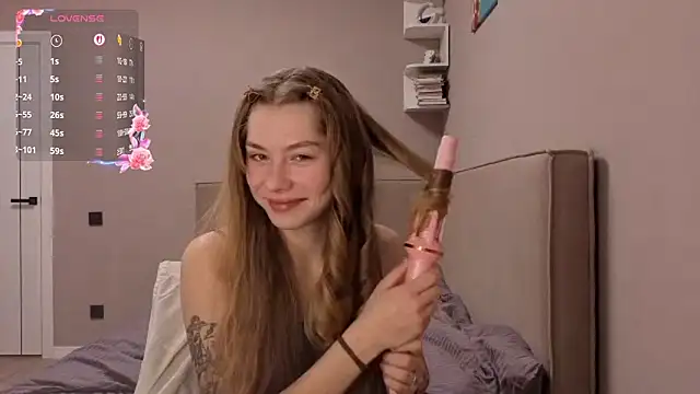 Snapshot of LindyUnderkoffler chatting on 02.21.26 LindyUnderkoffler online show from 02.21.26