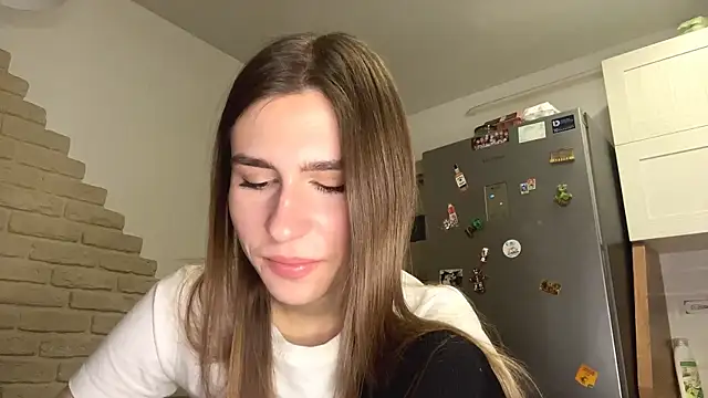 Snapshot of ElsieKuhlmann chatting on 02.24.26 ElsieKuhlmann online show from 02.24.26