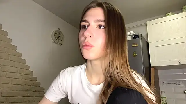 Snapshot of ElsieKuhlmann chatting on 02.26.26 ElsieKuhlmann online show from 02.26.26