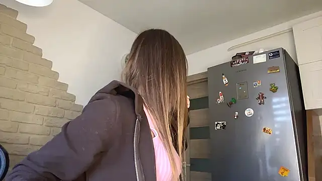 ElsieKuhlmann online show from 03.15.26