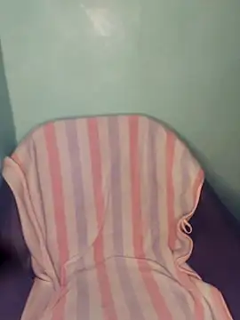 Lovebird2006 online show from 01.12.26