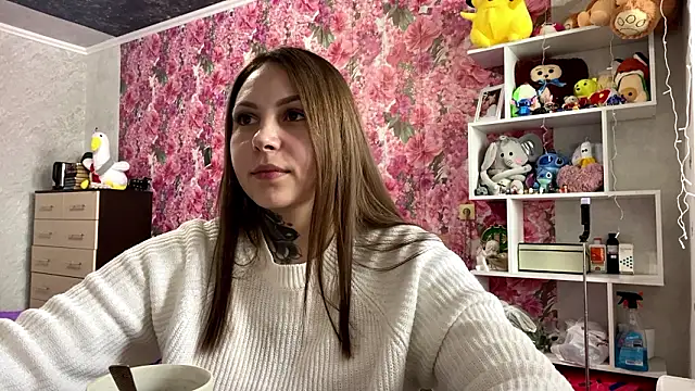 Snapshot of TraciBallena chatting on 02.25.26 TraciBallena online show from 02.25.26