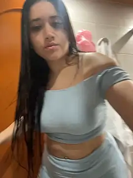 Veronica Wins  online show from 04.02.26