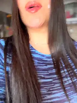 Veronica Wins  online show from 06.03.26