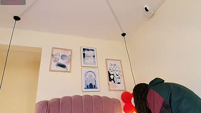 Snapshot of Hanabie_ chatting on 02.24.26 Hanabie online show from 02.24.26