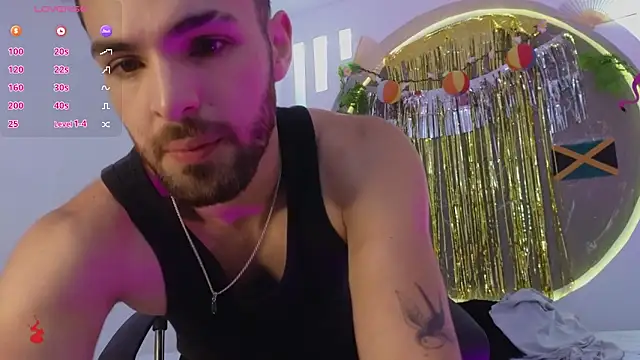 Snapshot of Apolo_lux1 chatting on 04.18.26 Apolo lux1 online show from 04.18.26