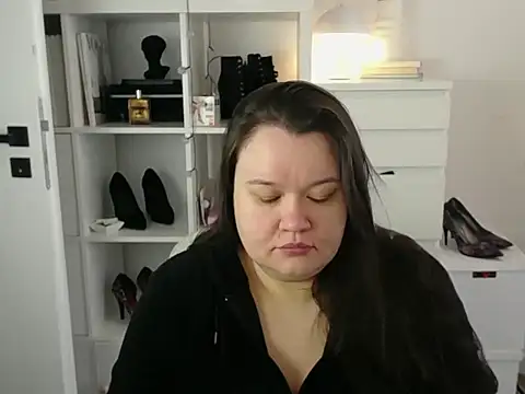 HollyDanceSoul online show from 03.25.26