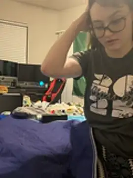 julia4thewin online show from 04.24.26