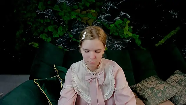 Snapshot of ALZA_AZURE chatting on 02.15.26 ALZA AZURE online show from 02.15.26