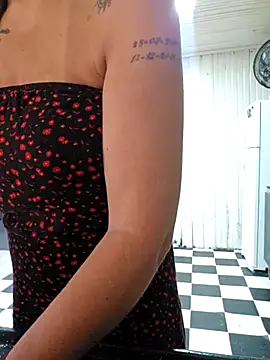 Snapshot of bellafortune69 chatting on 02.14.26 bellafortune69 online show from 02.14.26