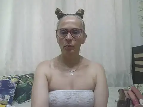 ZAMY1 online show from 04.18.26